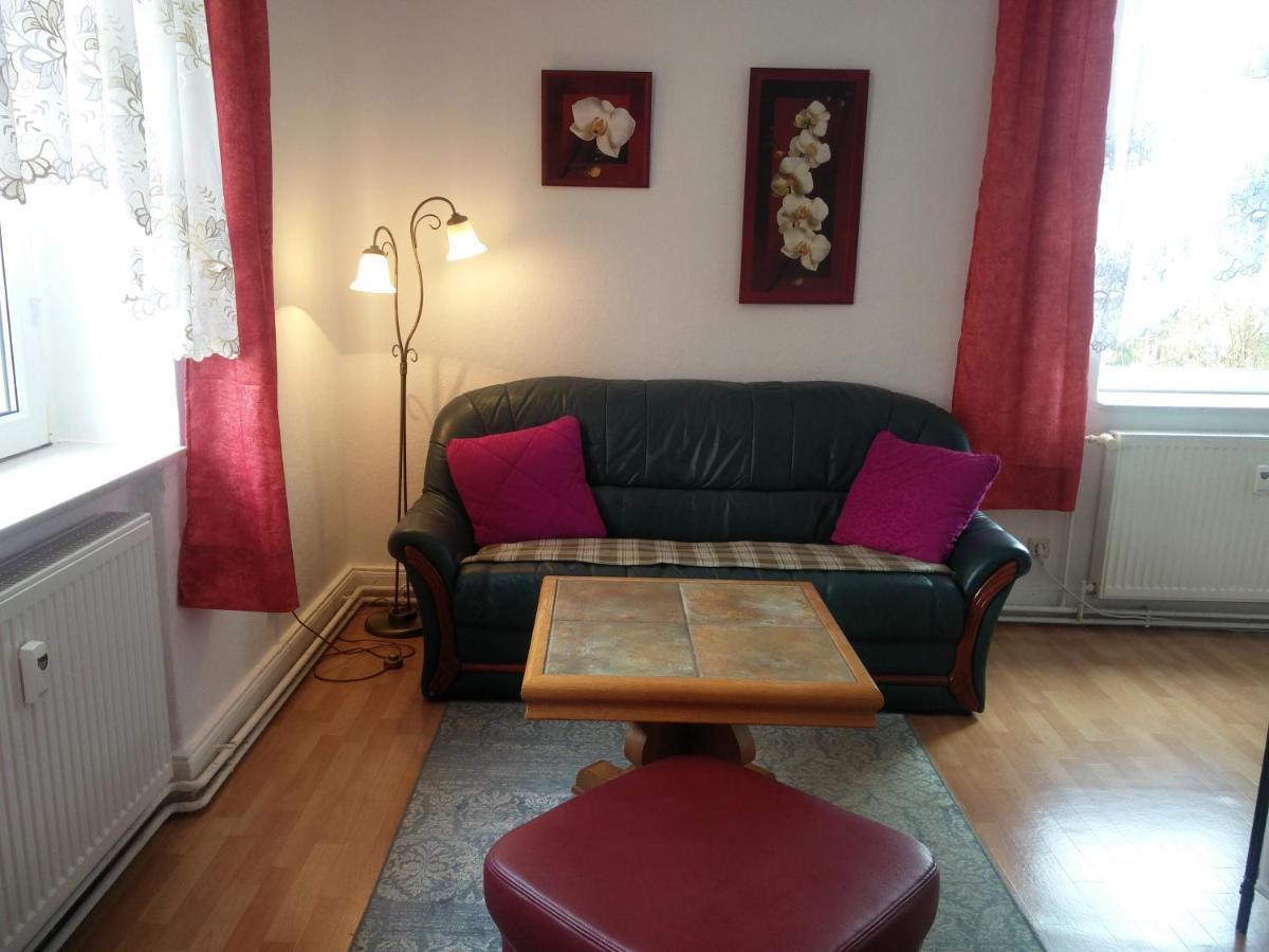 Ferienwohnung Zur Weissen Taube Dobbertin Exterior foto
